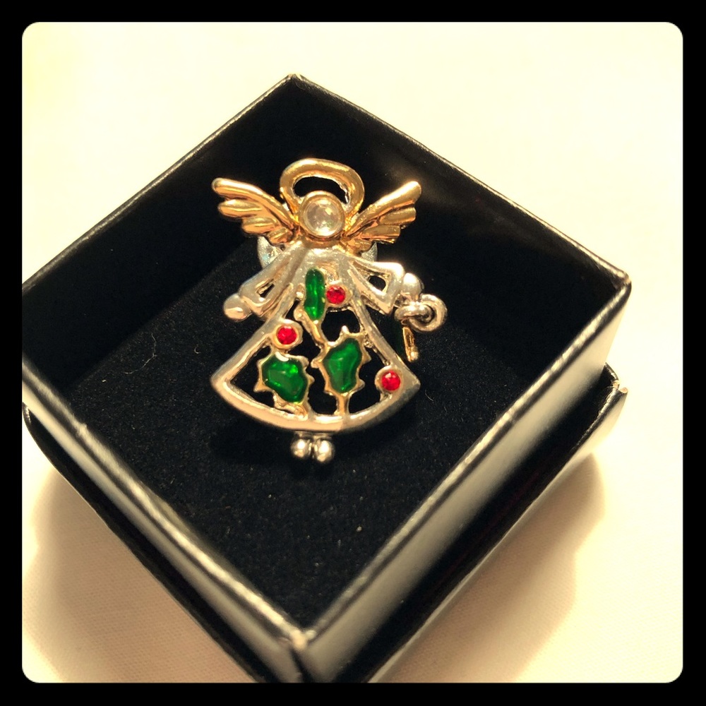 Label pin